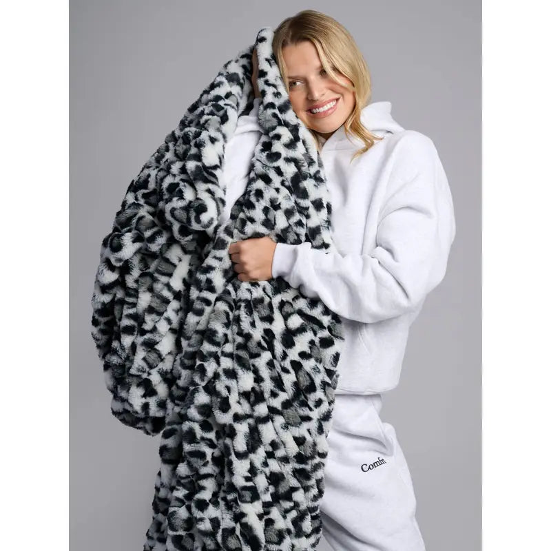 Comfrt Dreamer Blanket - Oversized Cozy Soft Warm Throw